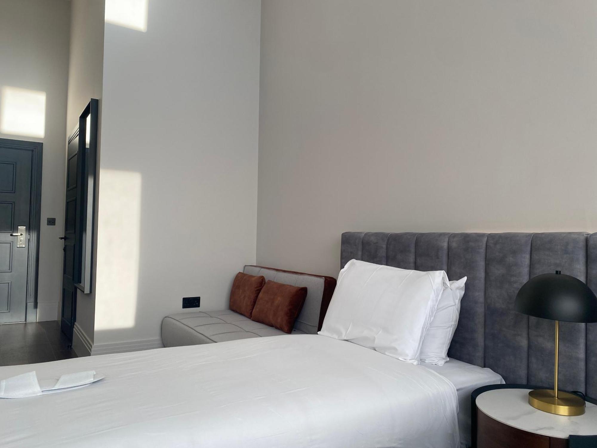 Vive Hotel Гастингс Экстерьер фото
